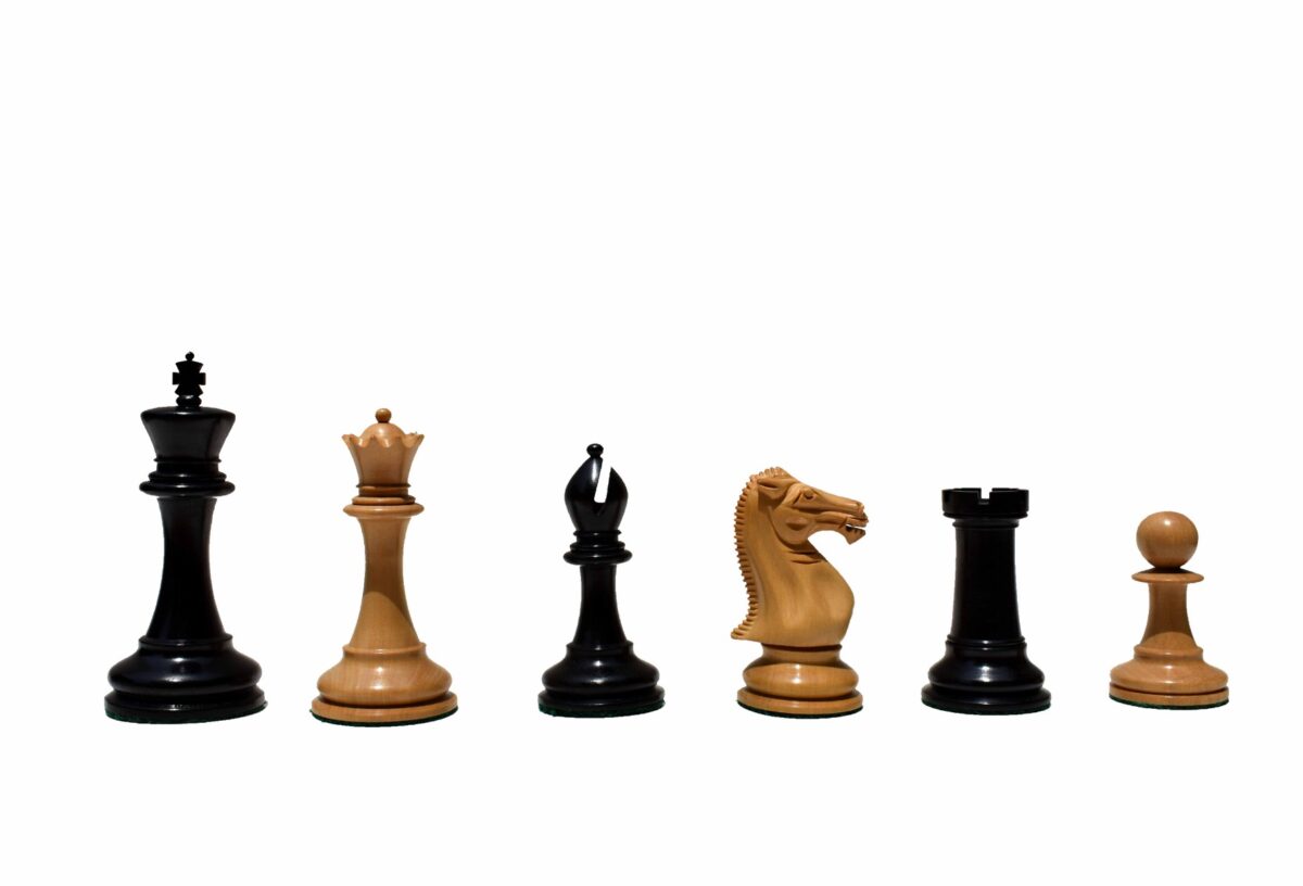 Queens Gambit Series chess set Boxwood & Ebony 4" King with 2" Square chess board-7767