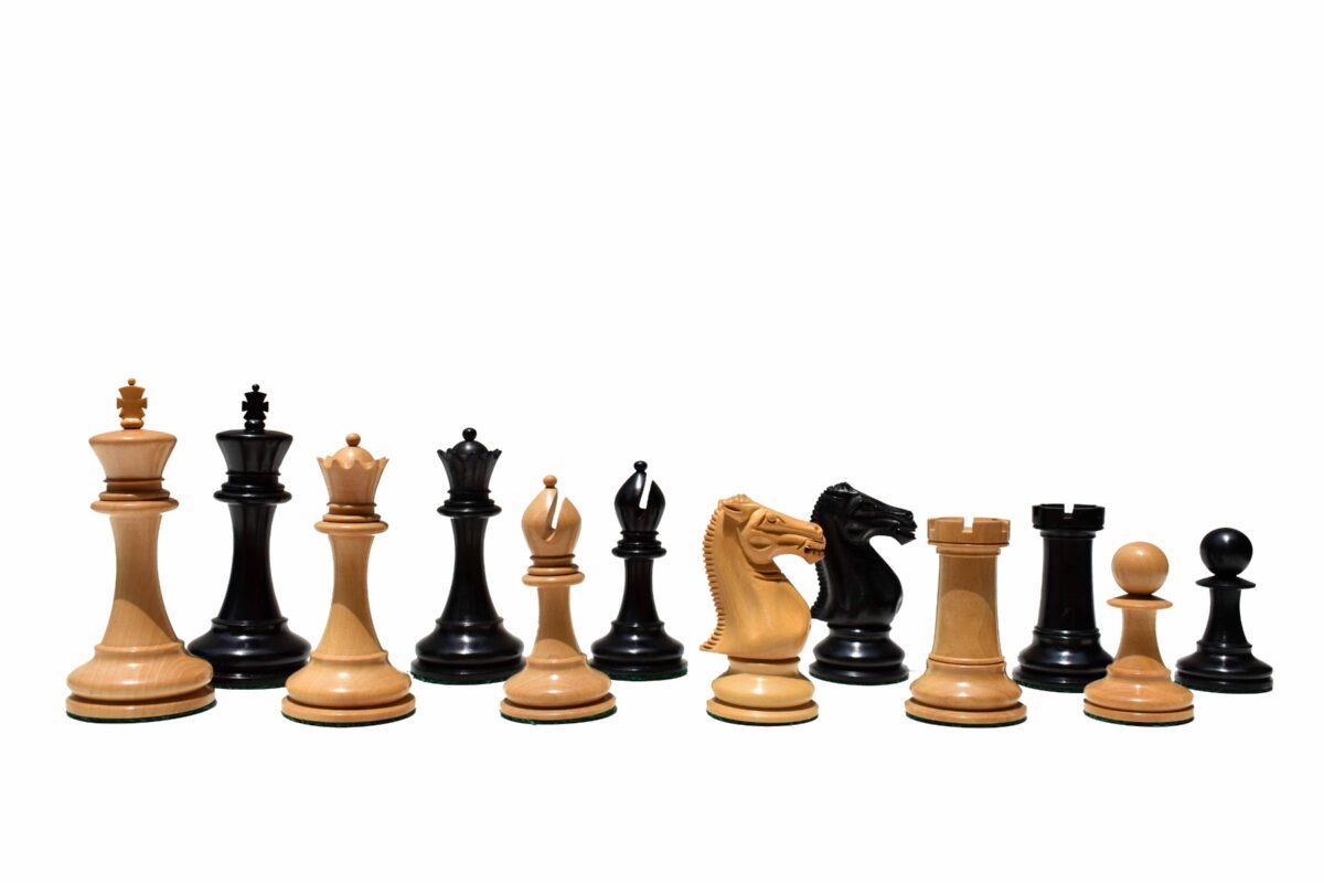 Queens Gambit Series chess pieces Boxwood & Ebony 4" King-7783