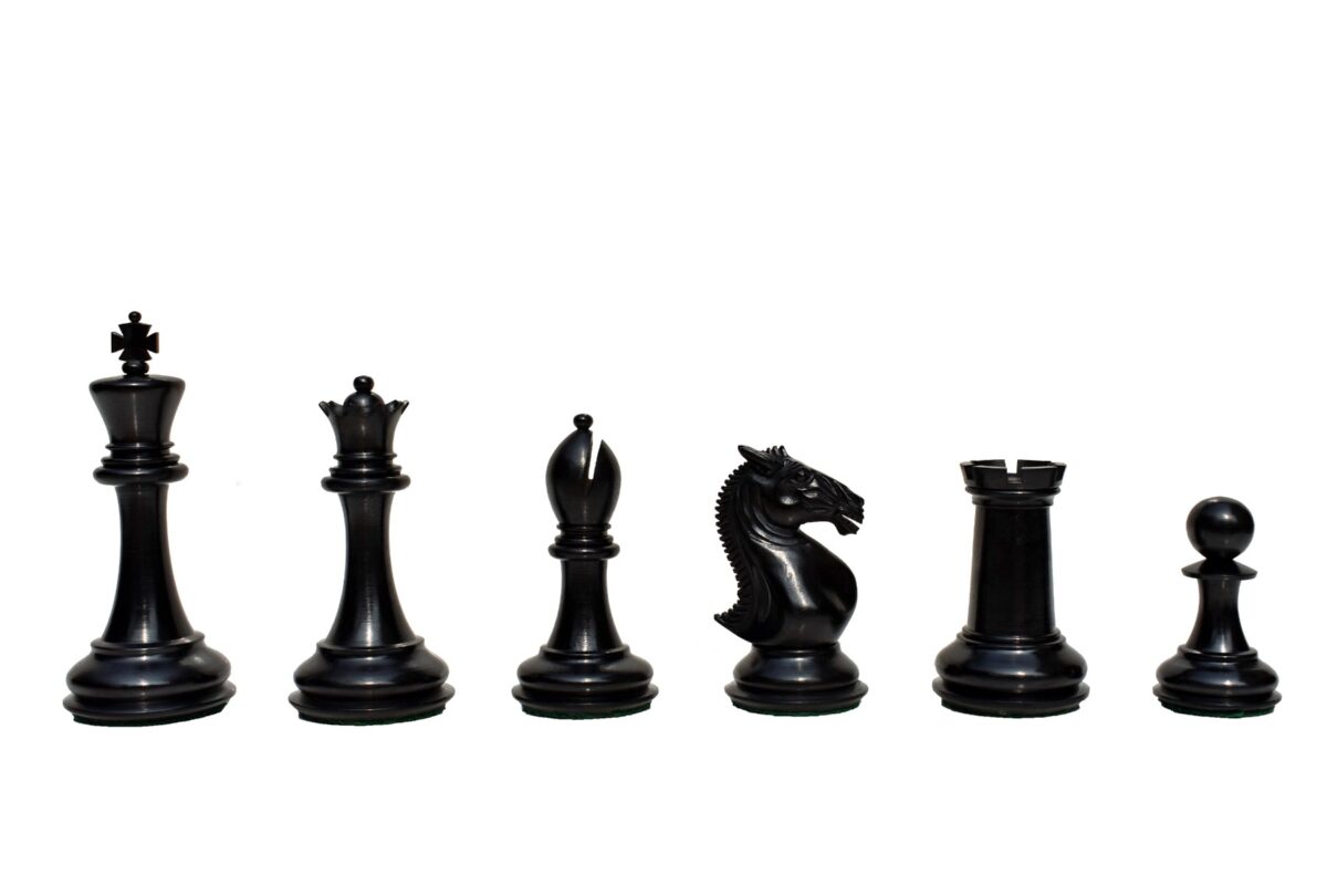 New Hasting Series chess set Boxwood & Ebony 4.25" King with 2.25" Square chess board-7966