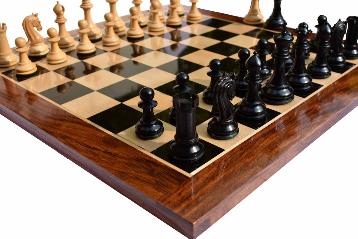 St Joseph Series chess set Boxwood & Ebony 4.25" King with 2.25" square chess board-7921