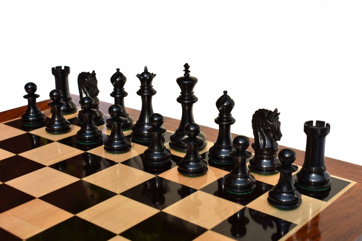 St Joseph Series chess set Boxwood & Ebony 4.25" King with 2.25" square chess board-7930