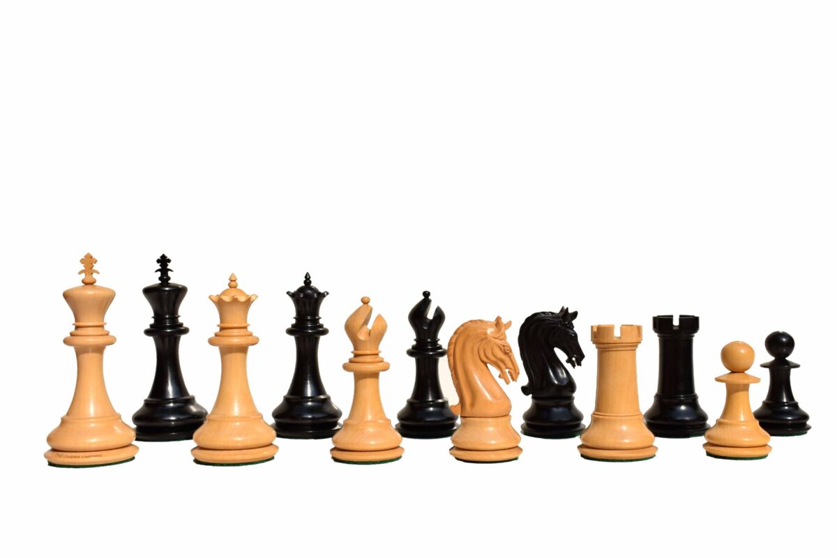 St Joseph Series chess set Boxwood & Ebony 4.25" King with 2.25" square chess board-7922