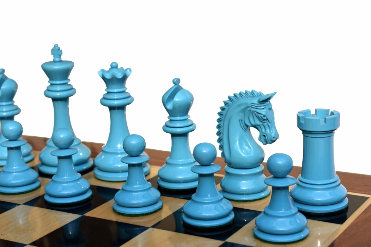 The Sovereign Series chess pieces Turquoise blue & Black lacquered boxwood 4.25" King -7914