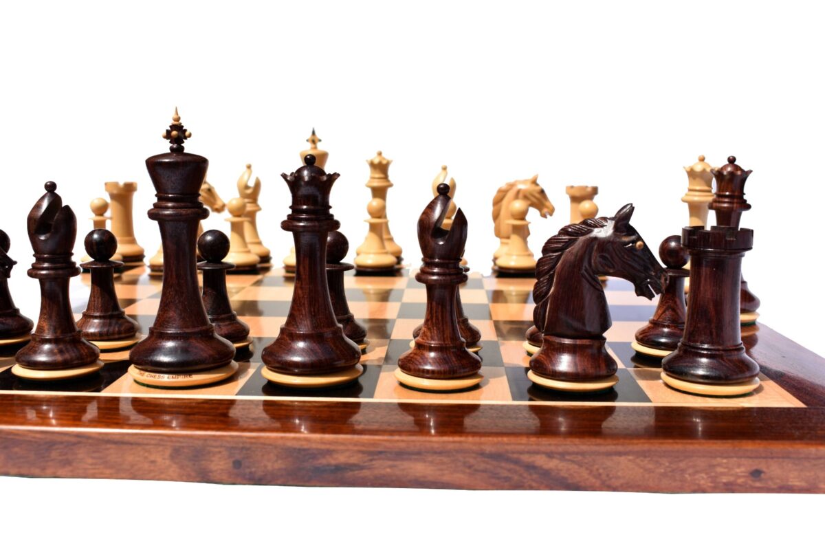 The Barbarian Knight Chess set Boxwood & Rosewood 4.4" King with 2.25" square chess board-8163