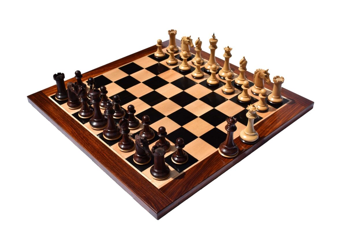 The Barbarian Knight Chess set Boxwood & Rosewood 4.4" King with 2.25" square chess board-8159