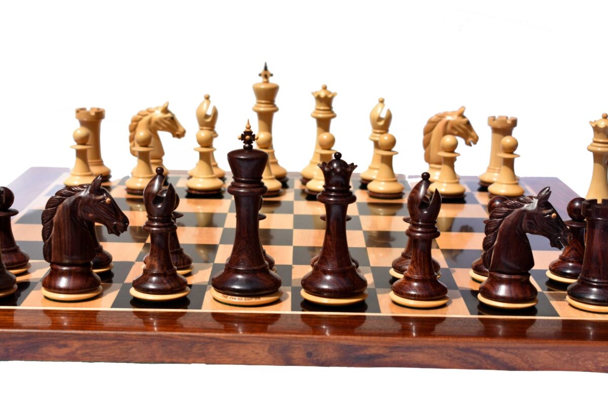 The Barbarian Knight Chess pieces Boxwood & Rosewood 4.4" King -8204