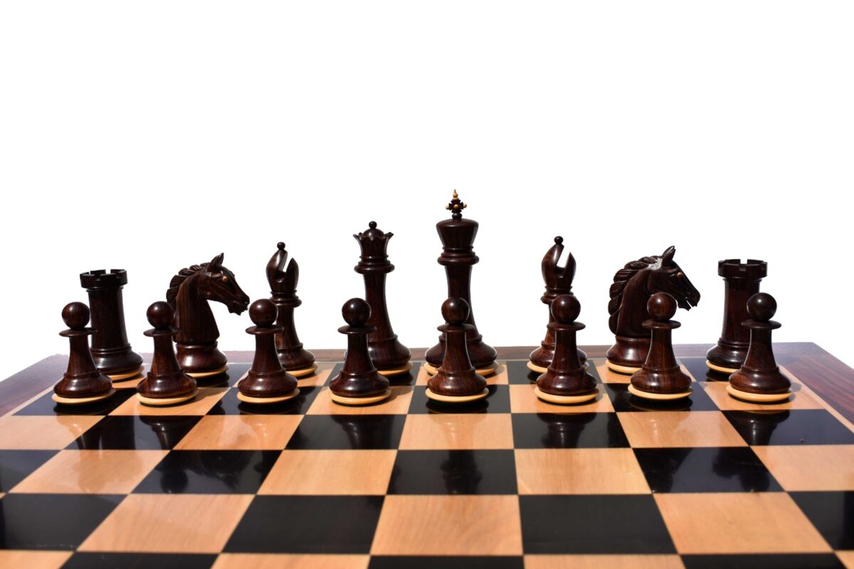 The Barbarian Knight Chess set Boxwood & Rosewood 4.4" King with 2.25" square chess board-8166