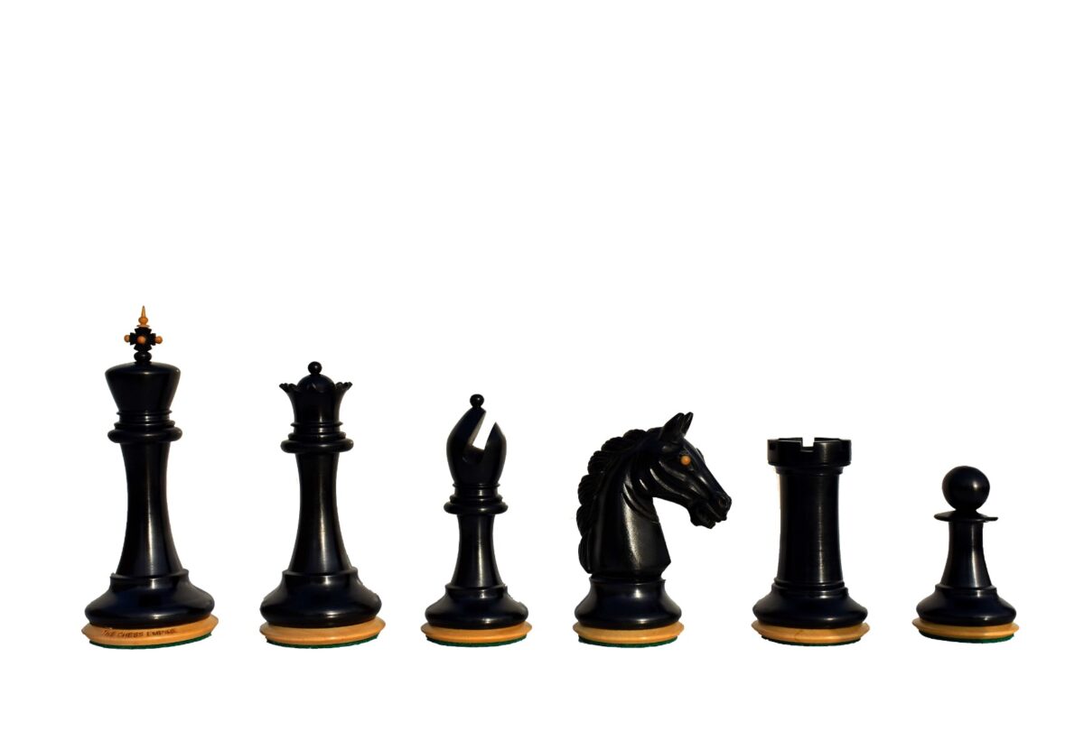 The Barbarian Knight Chess set Boxwood & Ebony 4.4" King with 2.25" square chess board-8191