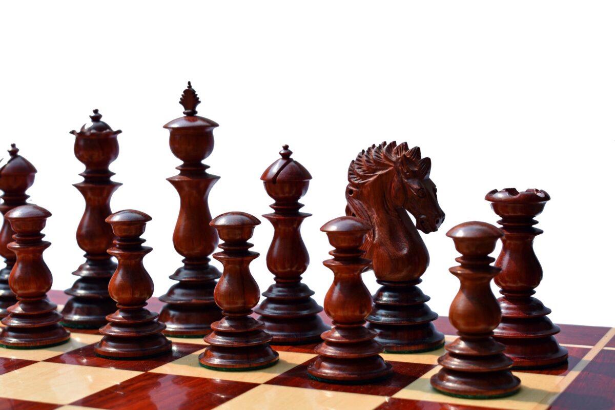 Designer Kings Castle Series Chess set Boxwood & Padauk 4.4" King with 2" Square Chess Board-8234