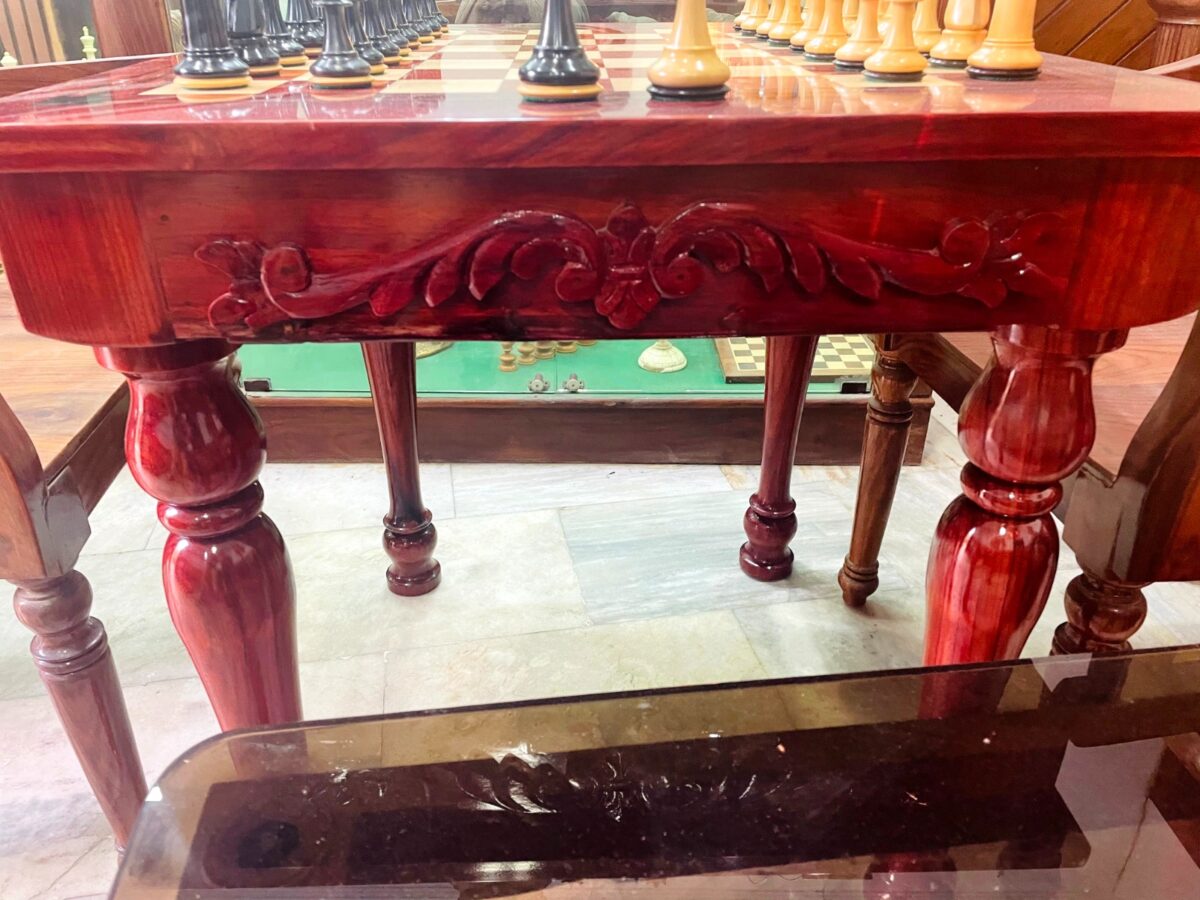 The Maharajah Chess Table Set African Padauk with Chairs and 4.4" Barbarian Series chess pieces -8555