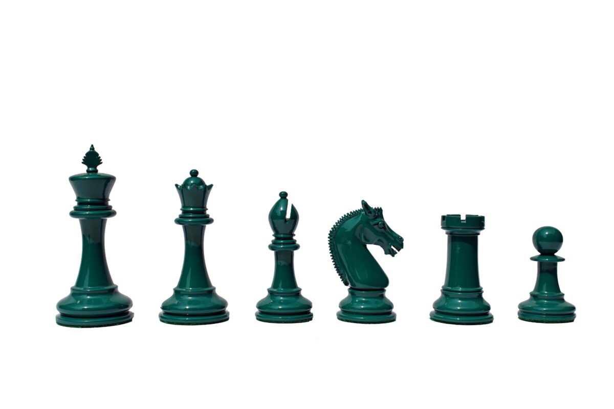 Queens Gambit Series II chess set White & Green Lacquer Boxwood 4" King-8751