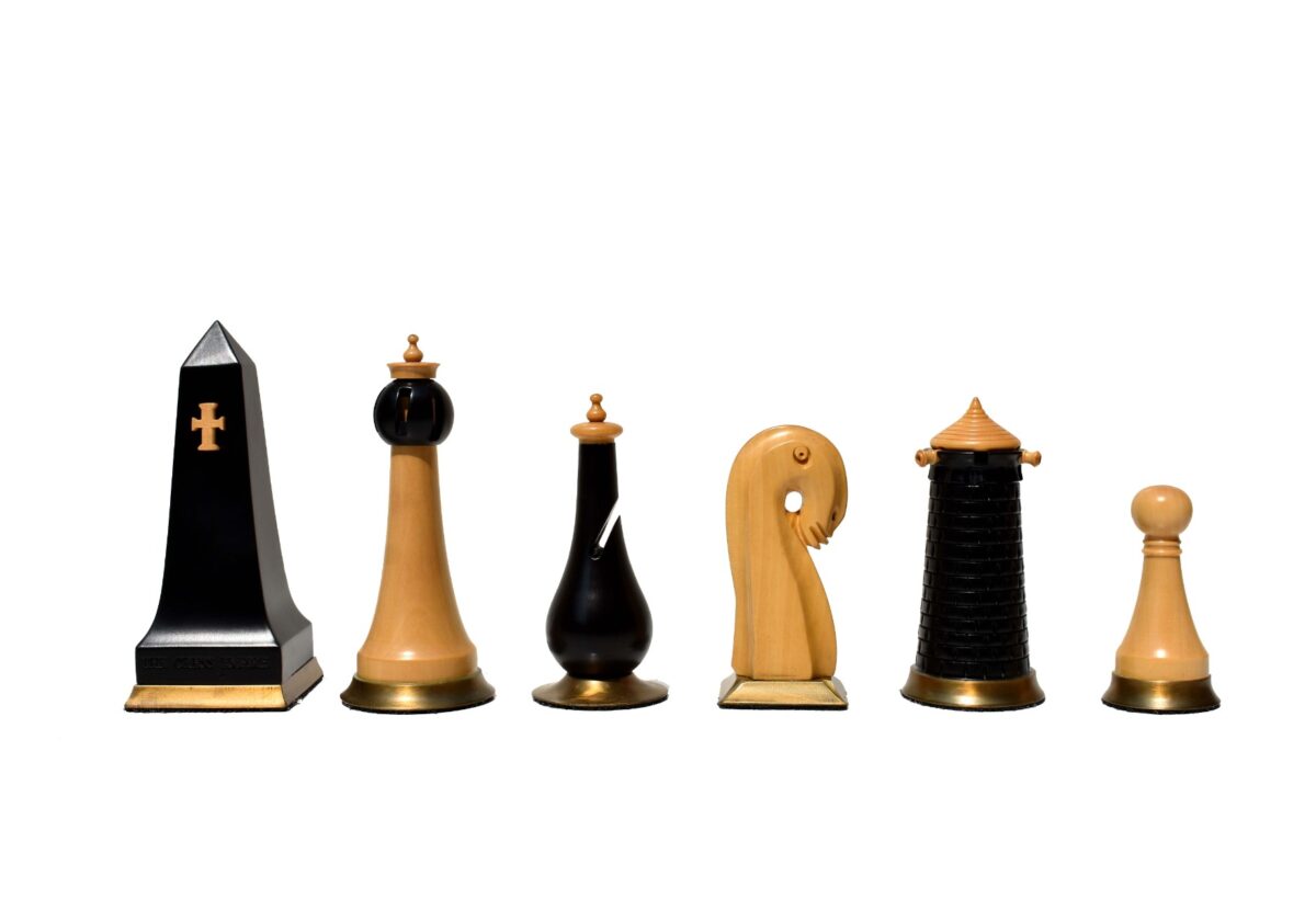 Limited Edition--The Hallgrimur Reykjavik Series chess set Boxwood & Ebony 4.5" king with 2.5" Square chess Board-8803