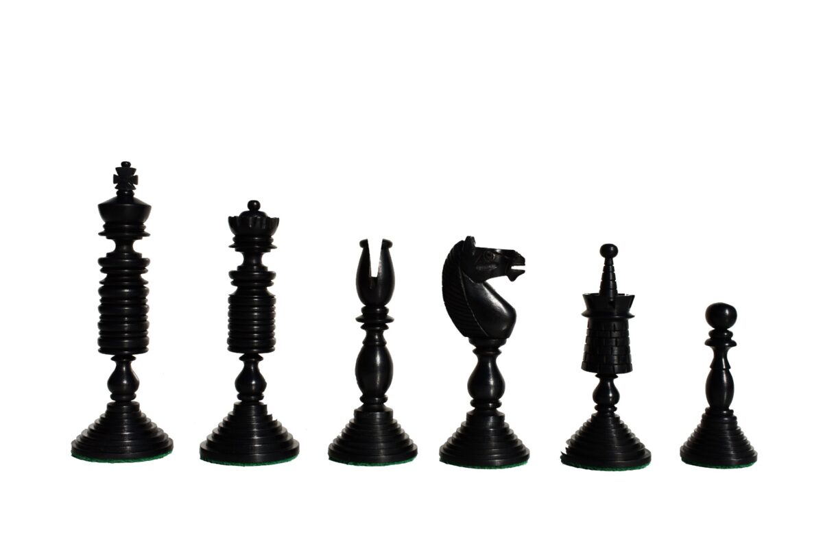 English Pre-Staunton chess set reproduction Antique Boxwood & Ebony 4.625" King with 2" Square Chess Board-9129