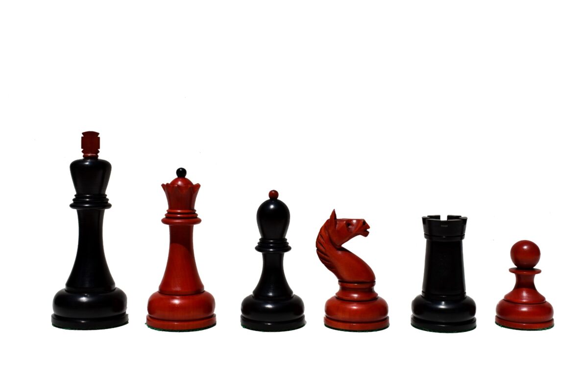 THE REPRODUCTION OF 1960 MIKHAIL TAL CHESS SET CRIMSON BOXWOOD & EBONIZED 4.125" KING WITH 2" SQUARE CHESS BOARD-9117