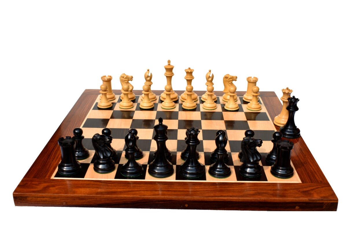 The Howard Staunton chess set Boxwood & Ebony 4" King with 2" square chess board-9142