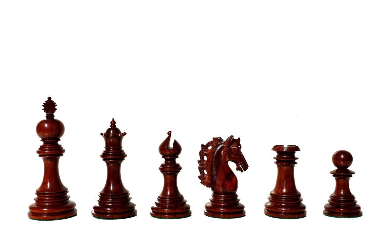 St Petersburg Series Chess Set Boxwood & Padauk 4.4" King with 2.25" Square Chess Board-9211