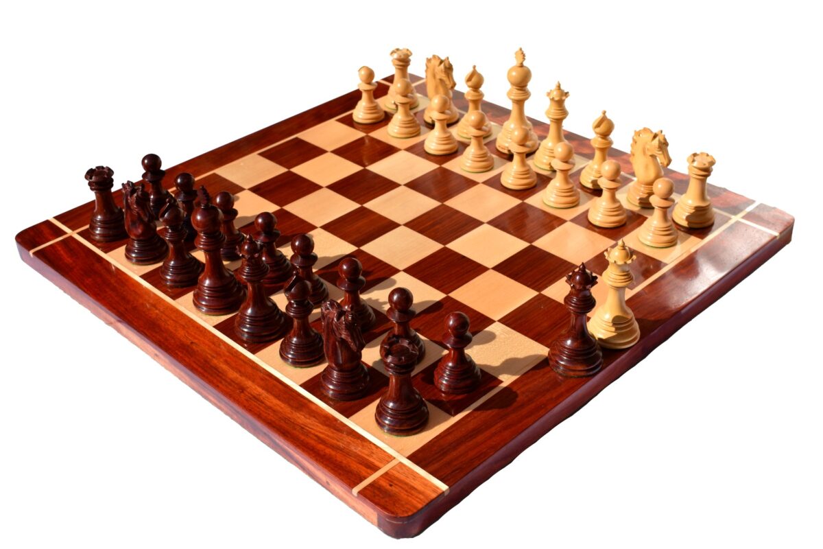 St Petersburg Series Chess Set Boxwood & Padauk 4.4" King with 2.25" Square Chess Board-9199