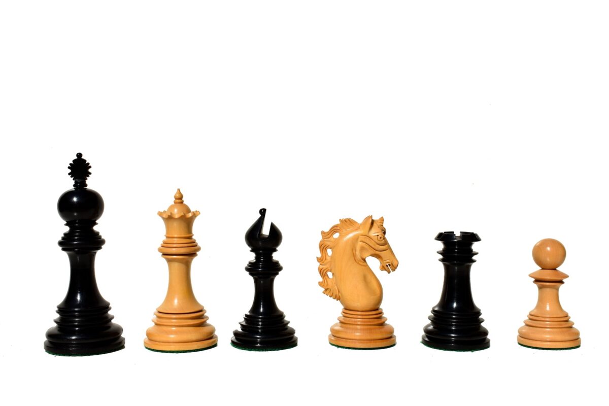 St Petersburg Series Chess Set Boxwood & Ebony 4.4" King with 2.25" Square Chess Board-9181