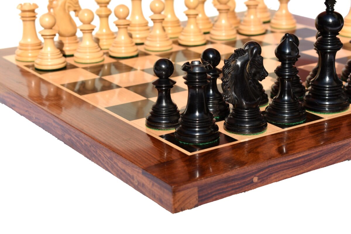 St Petersburg Series Chess Set Boxwood & Ebony 4.4" King with 2.25" Square Chess Board-9172