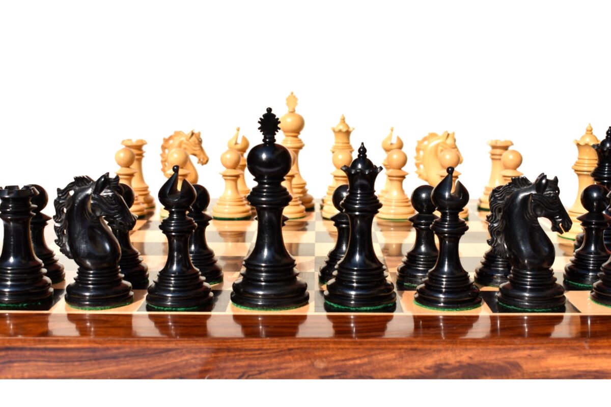 St Petersburg Series Chess Set Boxwood & Ebony 4.4" King with 2.25" Square Chess Board-9169